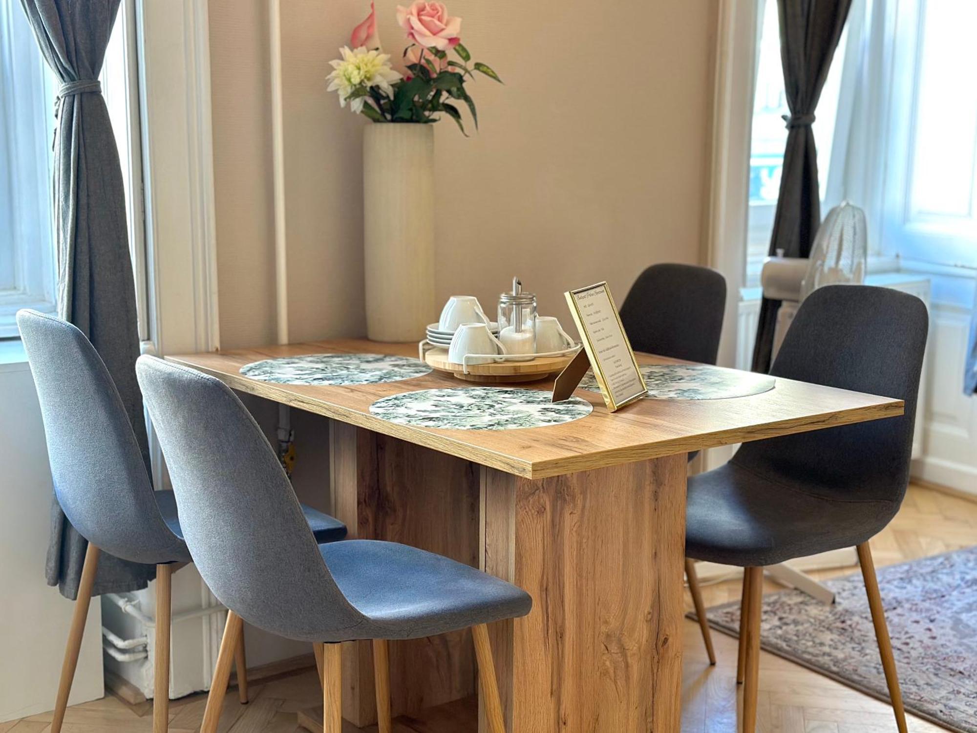 Budapest Palace Apartment - Palace District - Downtown מראה חיצוני תמונה